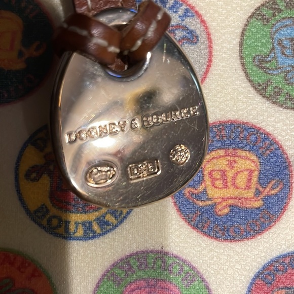 Dooney and Bourke Medallion Tiney East/West Bag Medallion Collection 2007 - Picture 4 of 13